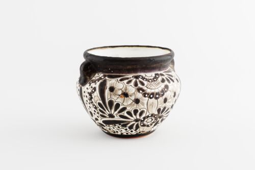 Talavera 10" Michoacana Planter in Sandy/Black