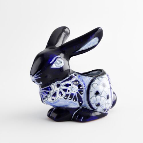 Talavera 10.5" Rabbit Planter in Blue/White