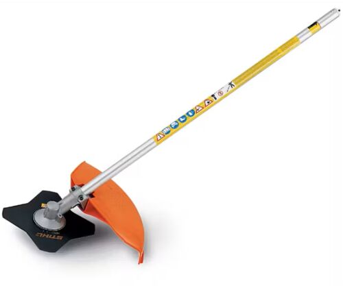 FS-KM Brushcutter with 4-Tooth Grass Blade