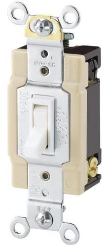 15 A, 125 VAC, Framed Grounded White Toggle Switch