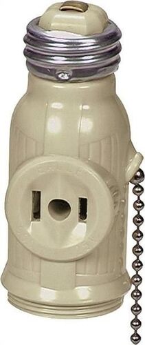 660 W, 125 VAC Polarized Lampholder Adapter with Pull Chain Switch