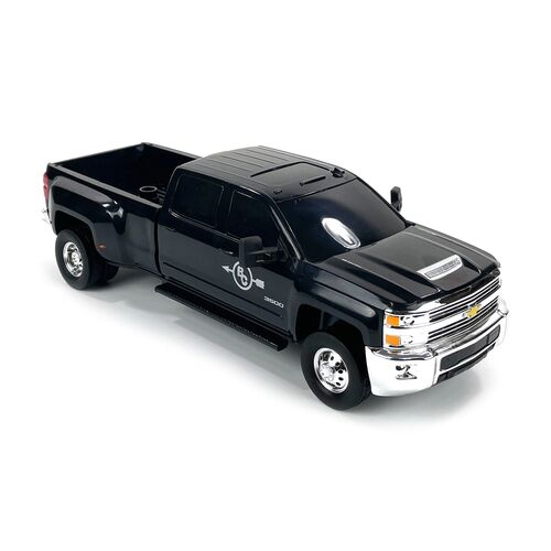 1:20 Chevy Silverado 3500 Dually Truck