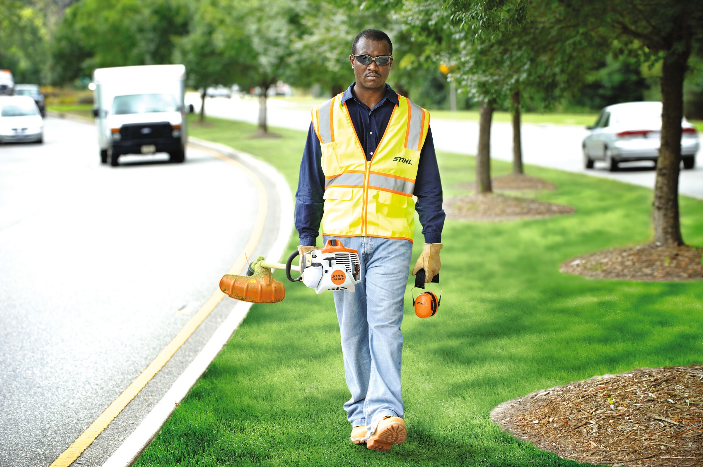 STIHL FS 70 R Professional Trimmer with Straight Shaft
