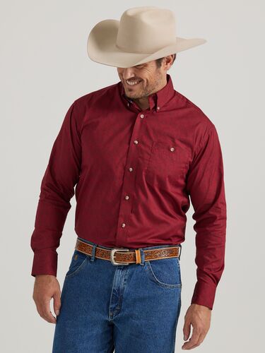 Men's George Strait Long Sleeve Button Down One Pocket Shirt in Deep Crimson
