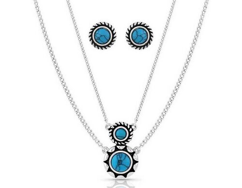 21" Womens Dueling Moons Jewelry Set