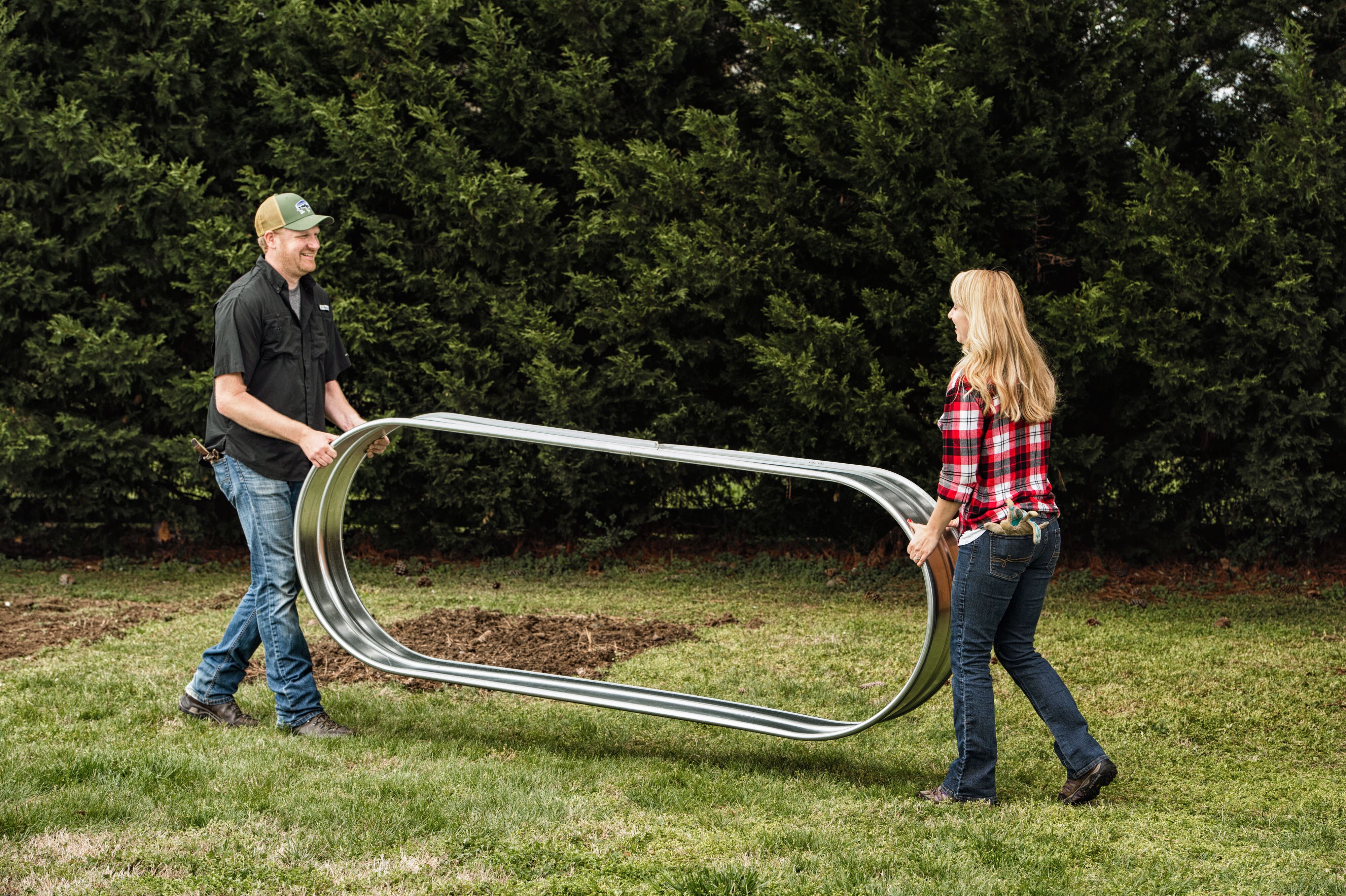 Tarter 8' Oval Raised Bed Planter