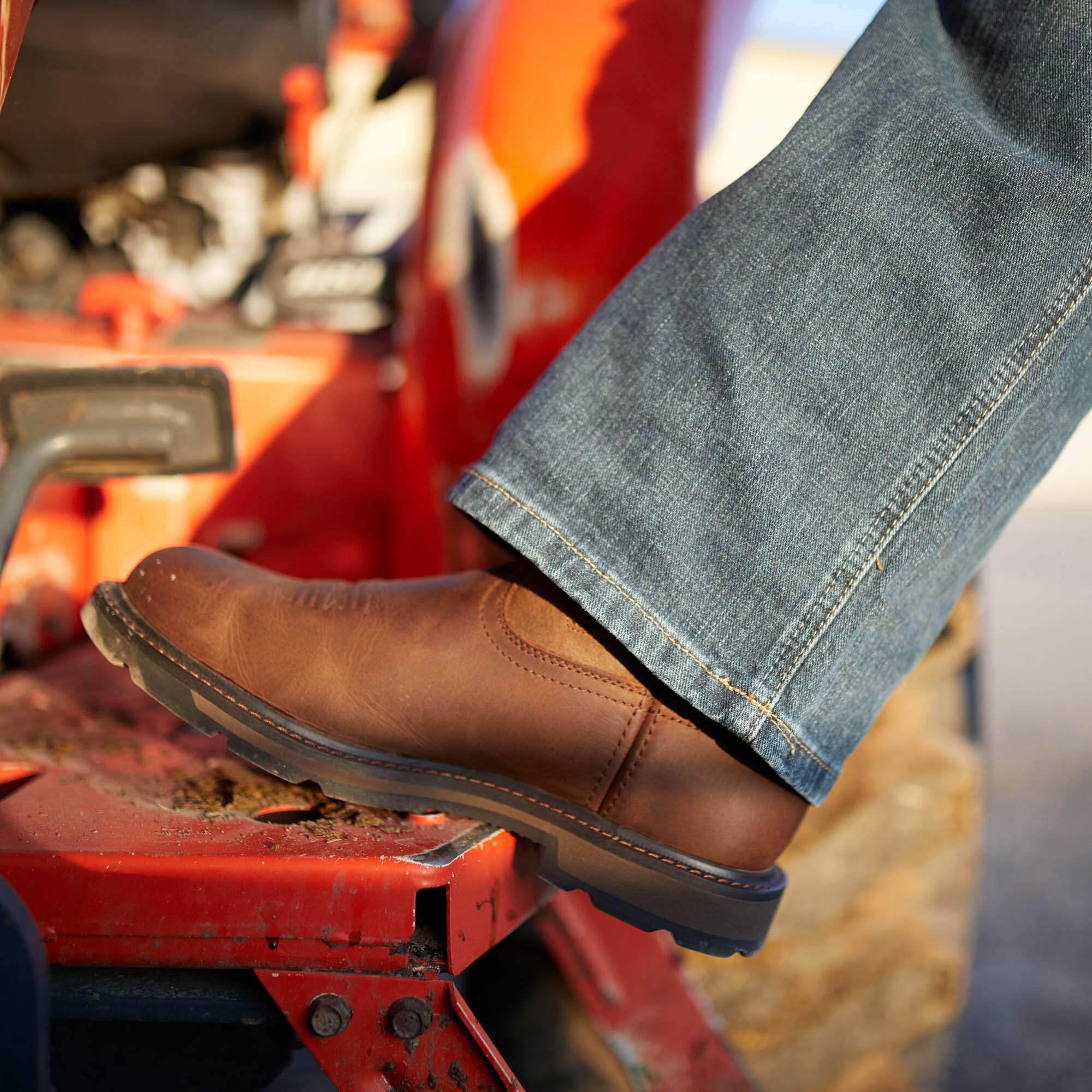 Men's Groundbreaker Work Boots in Brown